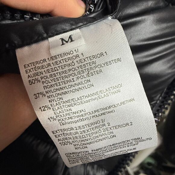 LOLA Made in Italy Black Coat with Hood Women’s Sz. M - Picture 5 of 7